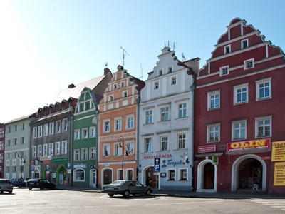 Kamieniczki przy żagańskim rynku
