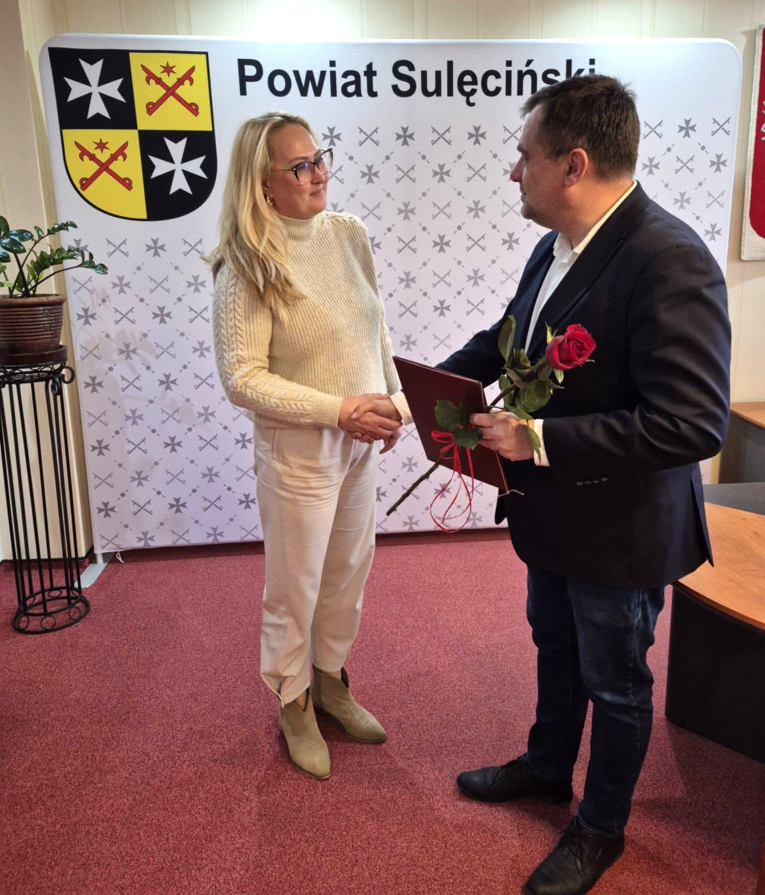 30-lecie pracy zawodowej Pani Anny Kulczyńskiej – Skarbnika Powiatu Sulęcińskiego