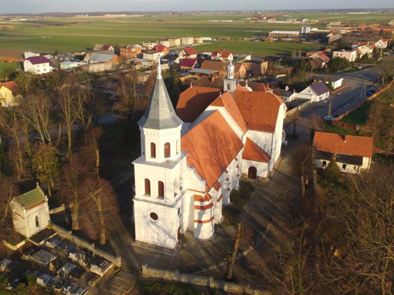 Fotografia przedstawia Kościół p.w. św. Marcina w Strzelcach Wielkich