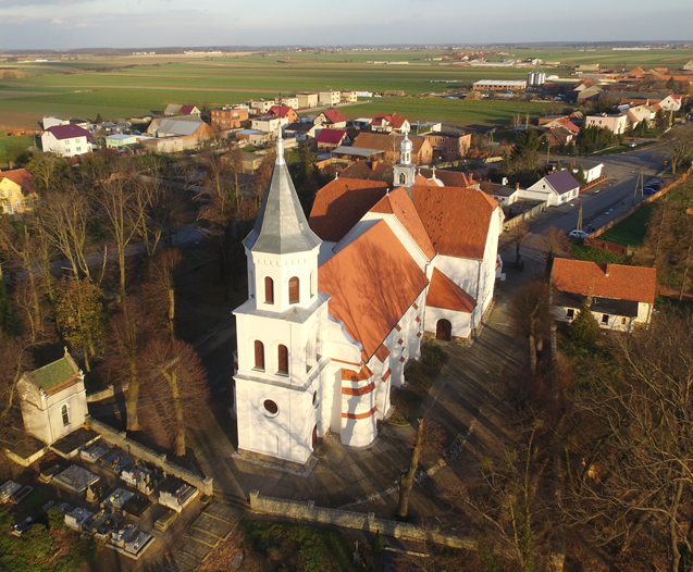 Fotografia przedstawia Kościół p.w. św. Marcina w Strzelcach Wielkich