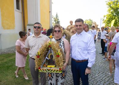 Delegacje z wieńcami dożynkowymi