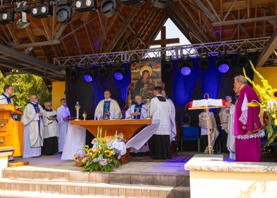 Uczestnicy - Msza Św. Plac Kultowy