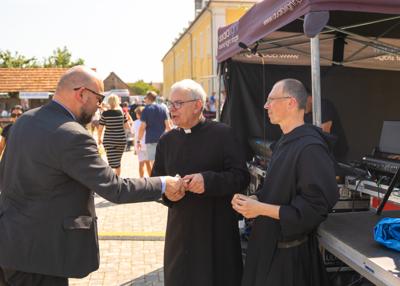 Dzielenie się chlebem z Mieszkańcami
