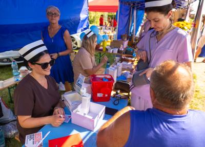 Stoisko SPZOZ w Gostyniu - badanie mieszkańcow