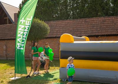 Zamek dmuchany - Mann+Hummel