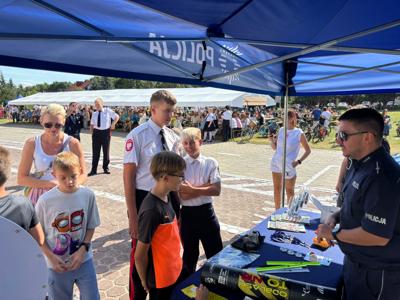 Zdjęcie przedstawia uczestników Wielkopolskiej Ofensywy Rowerowej