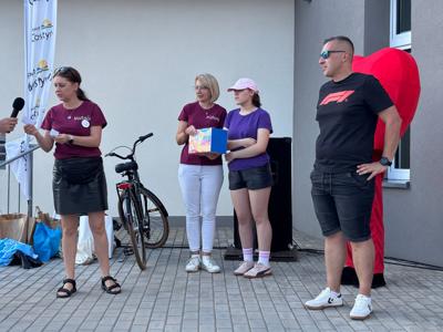 Zdjęcie przedstawia uczestników Wielkopolskiej Ofensywy Rowerowej