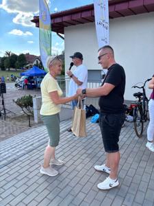 Zdjęcie przedstawia uczestników Wielkopolskiej Ofensywy Rowerowej