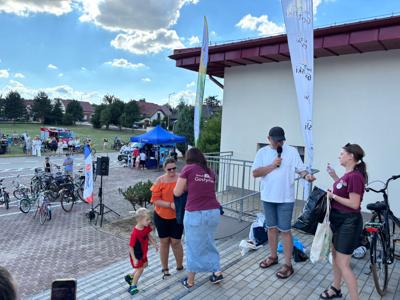 Zdjęcie przedstawia uczestników Wielkopolskiej Ofensywy Rowerowej
