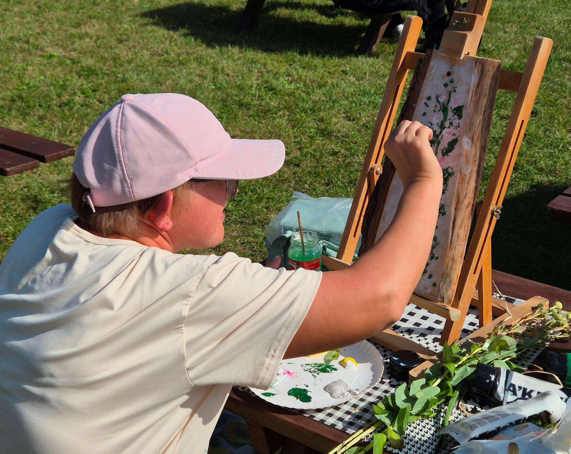 Zdjęcie przedstawia warsztaty na Festiwalu bez Barier