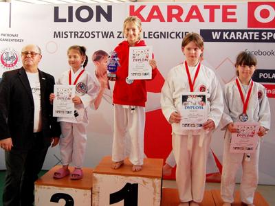 1. miejsce Zofia Juska, 3. miejsce Karolina Stasińska i Izabela Banaszak 