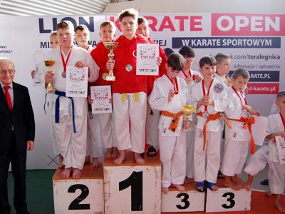 Złoty medal kata drużynowe mężczyzn