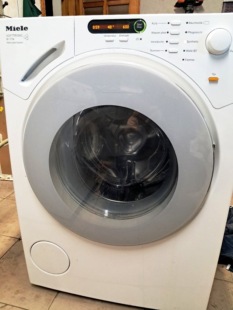 pralka podarowana w ramach akcje Mikołaje