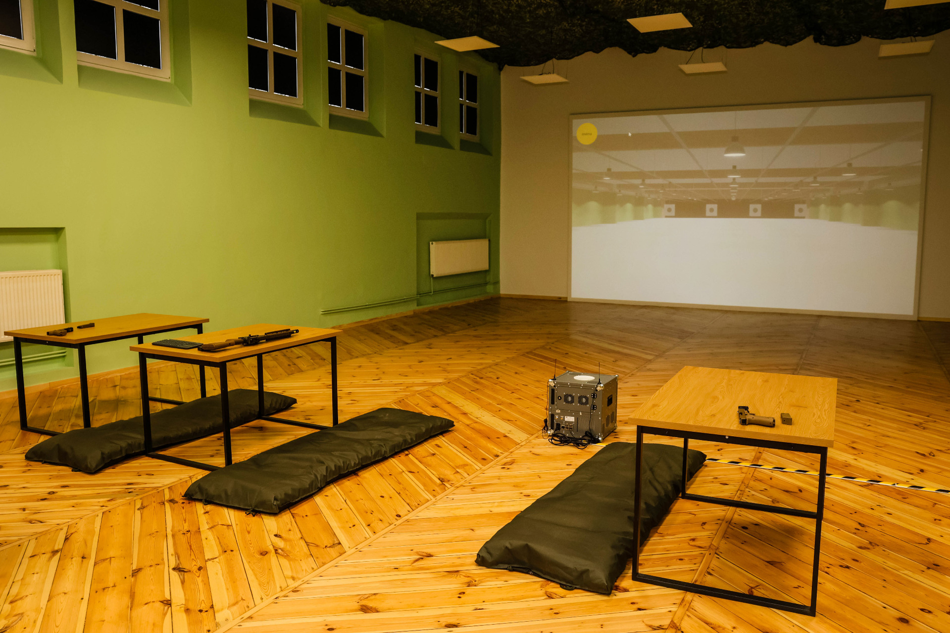 zdjęcie przedstawia wirtualną strzelnicę