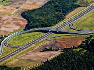 Gmina Warlubie z "lotu ptaka" - widok na autostradę