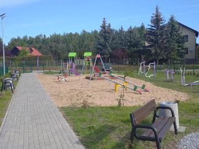 Wielki Komorsk, plac zabaw