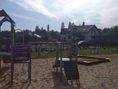Wielki Komorsk, plac zabaw