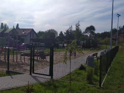 Wielki Komorsk, plac zabaw