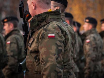 Zdjęcie przedstawia żołnierzy
