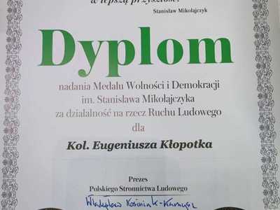 zdjęcie dyplomu