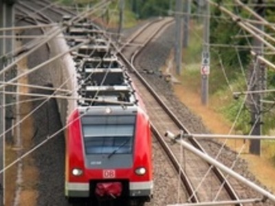 zdjęcie przedstawia pociąg