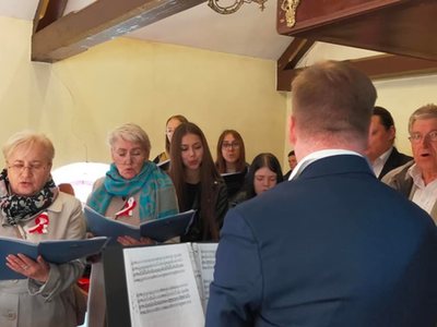 Święto Konstytucji 3 maja, Warlubski Chór Kameralny pięknym śpiewem uświetnił tą uroczystość