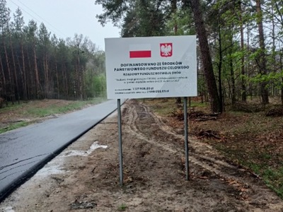 Budowa drogi gminnej nr 030212C w miejscowości Płochocin tablica informacyjna