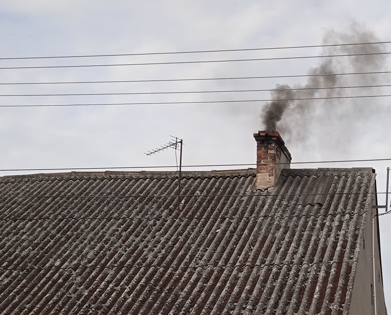 plastiki w domowym piecu