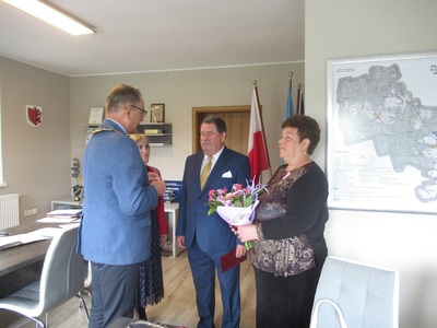 Wójt Gminy - wręczenie medali za długoletnie pożycie małżeńskie