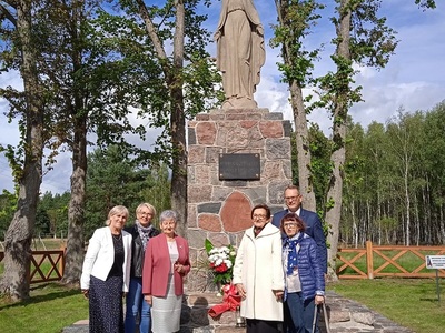 Zdjęcie nr.23 z uroczystości religijno-patriotycznej w Bąkowskim Młynie