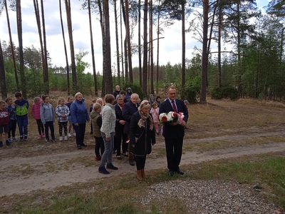 Spotkanie przy pomniku Niepodległości, zdjęcie 8