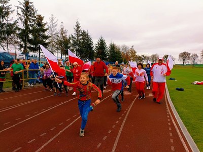 Tak obchodziliśmy Dzień Niepodległości - bieg na stadionie