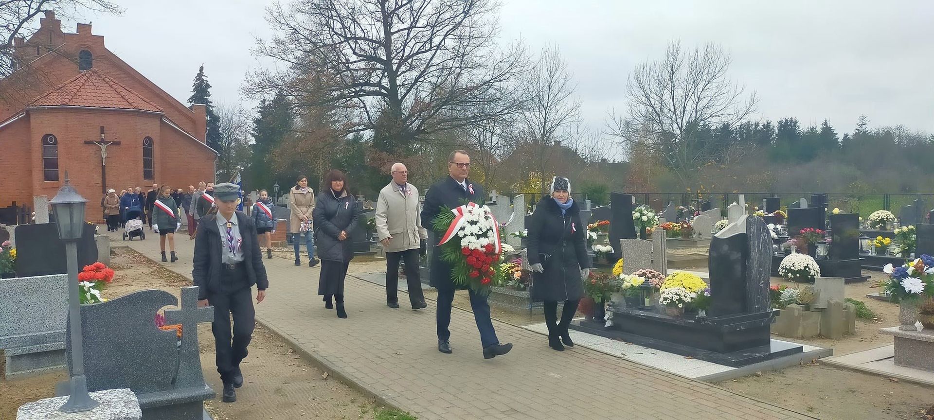 Tak obchodziliśmy Dzień Niepodległości - uroczystości na cmentarzu