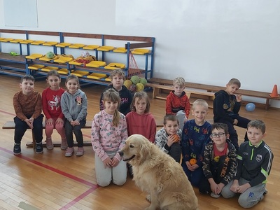 Dogoterapia w SP Wielki Komorsk