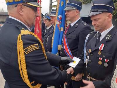 Jubileusz Jednostki OSP Lipinki, wręczenie medali