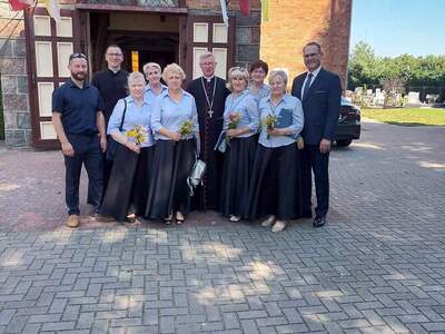 Uroczystość religijno-patriotyczna w Bąkowskim Młynie