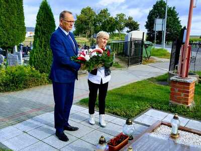 84 rocznica wybuchu II wojny światowej - Mogiła w Warlubiu