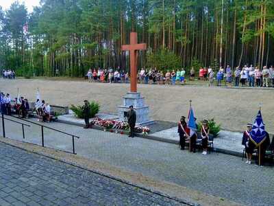 Uroczystość religijno-patriotyczna w Mniszku