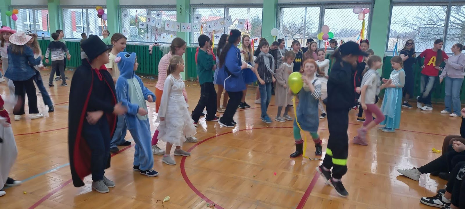Bal karnawałowy w PSP Warlubie