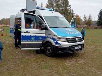 Policjanci z wizytą w SP Lipinki