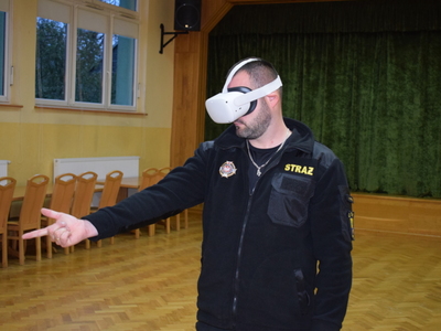 Ćwiczymy wirtualnie - ratujemy realnie