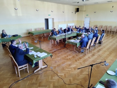 Rada Gminy Karsin jednogłośnie udzieliła absolutorium Wójtowi Gminy Karsin za działalność w 2022 r.
