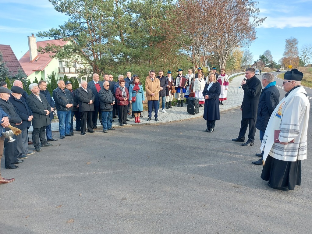 Wystąpienie Wójta Gminy Karsin Romana Brunke.