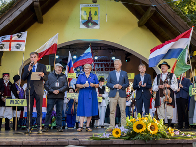 Rozpoczął się X Międzynarodowy Festiwal Folkloru „Kaszubskie Spotkanie z Folklorem Świata”