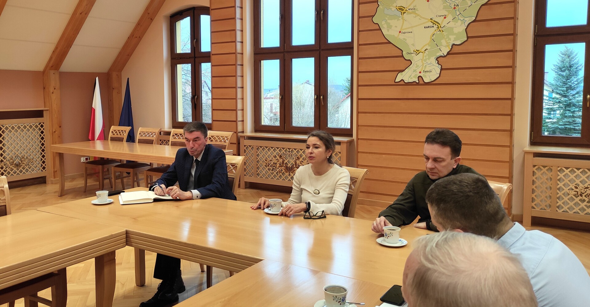 Spotkanie dotyczące funkcjonowania ośrodków zdrowia w Karsinie
