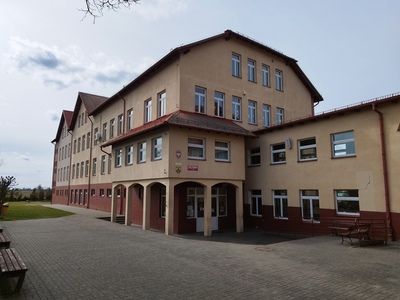 Szkoła Podstawowa w Karsinie