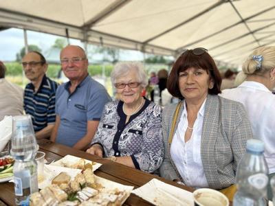 Uczestnicy 7. Pikniku Seniorów w Borkowie w dniu 26 lipca 2024 r.