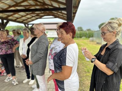 Uczestnicy 7. Pikniku Seniorów w Borkowie w dniu 26 lipca 2024 r.