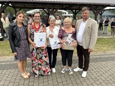 Uczestnicy 7. Pikniku Seniorów w Borkowie w dniu 26 lipca 2024 r.