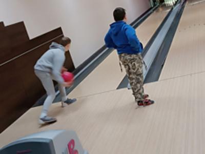 Kręgle, kino i restauracja - PWD Laski